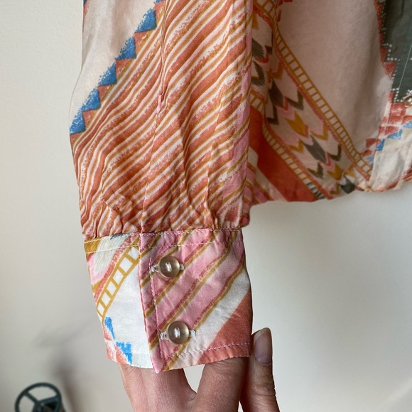 Vintage dagger collar aztec stripe print button down shirt - Picture 9 of 12